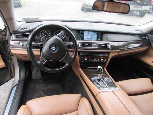 Used 2012 BMW ActiveHybrid 7 Li RWD image 11