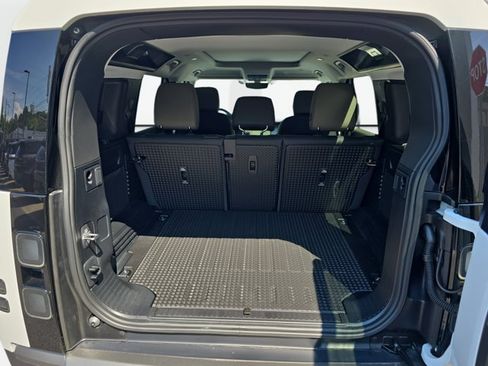 New 2026 Land Rover Defender 110 S AWD/4WD image 12