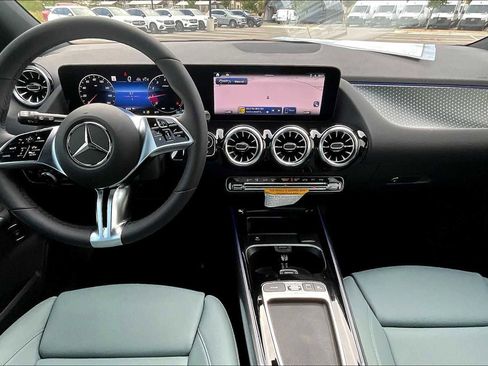 New 2026 Mercedes-Benz GLA 250 image 5