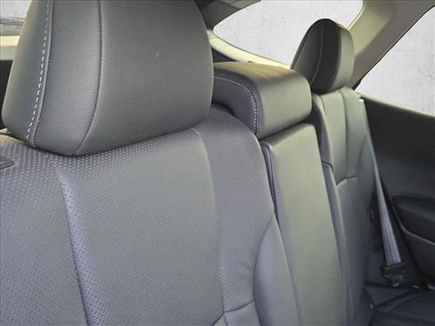 Used 2022 Subaru Outback Limited image 17