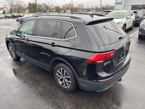 Used 2019 Volkswagen Tiguan SE w/ 3rd Row Seat Package image 5