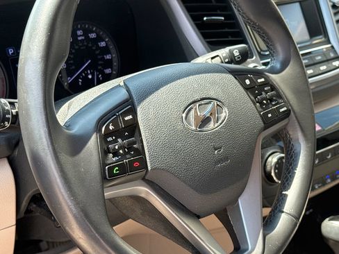 Used 2017 Hyundai Tucson Sport FWD image 24