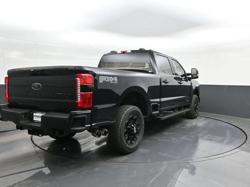 New 2026 Ford F250 Lariat w/ Black Appearance Package AWD/4WD image 11