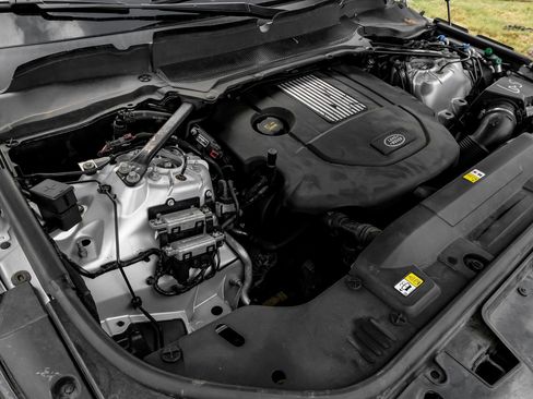 Used 2018 Land Rover Range Rover Sport HSE image 52