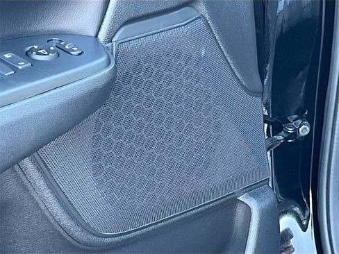 Used 2022 Honda CR-V EX-L image 18