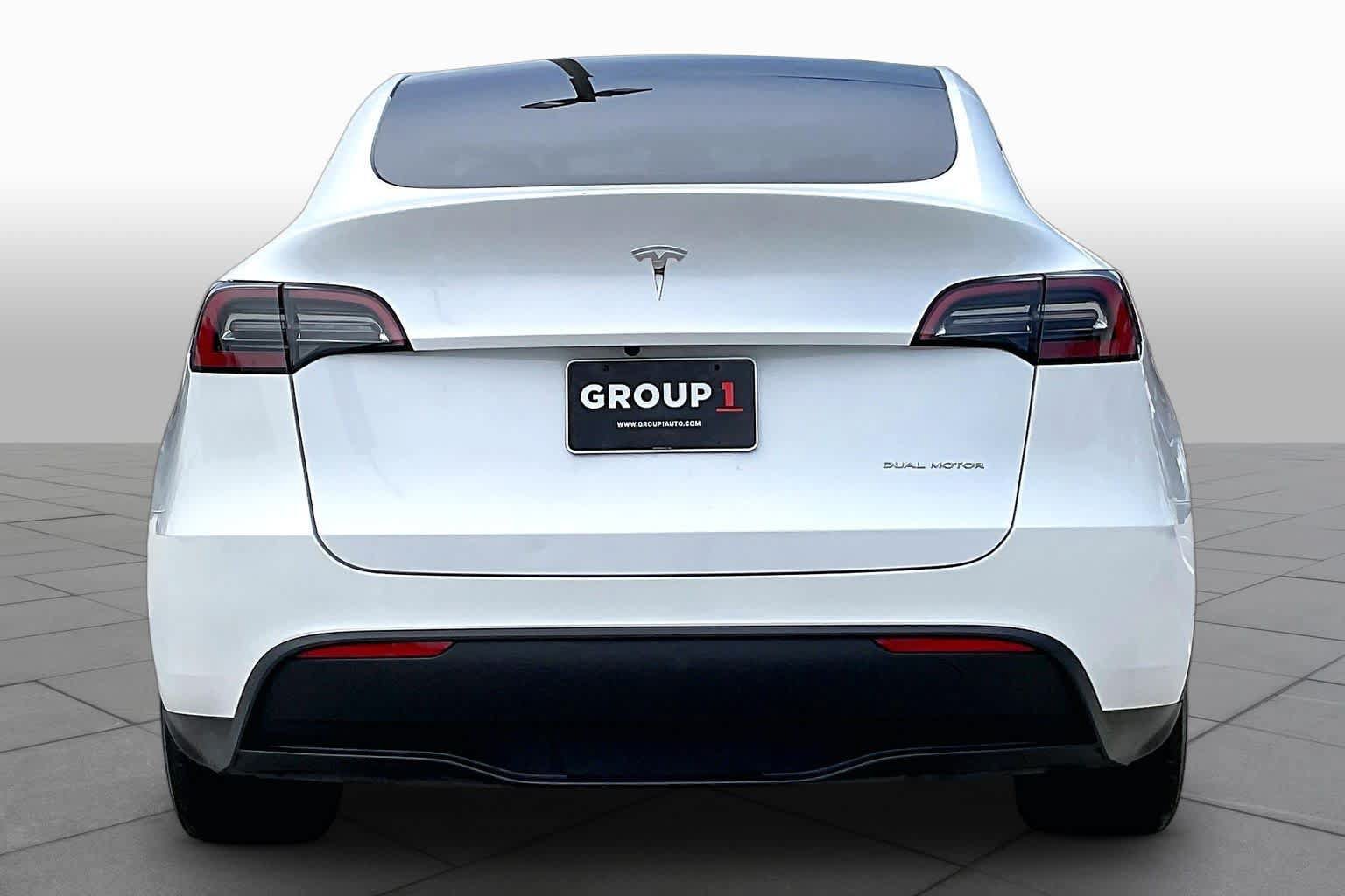 Used 2023 Tesla Model Y Long Range AWD/4WD image 4