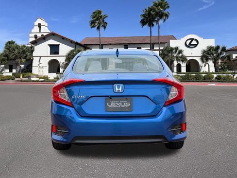 Used 2017 Honda Civic EX image 3
