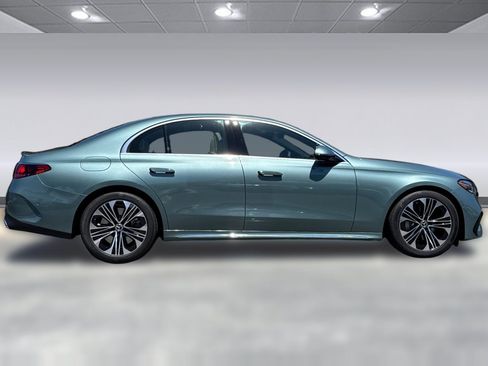 New 2026 Mercedes-Benz E 450 4MATIC Sedan image 8