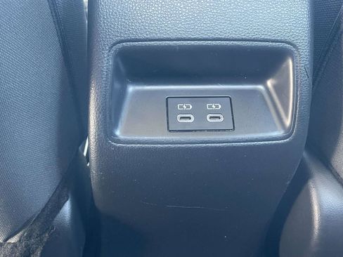 Used 2024 Toyota Corolla LE FWD image 13