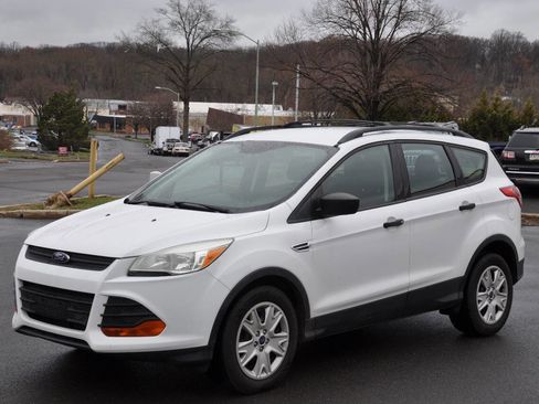 Used 2016 Ford Escape S image 1