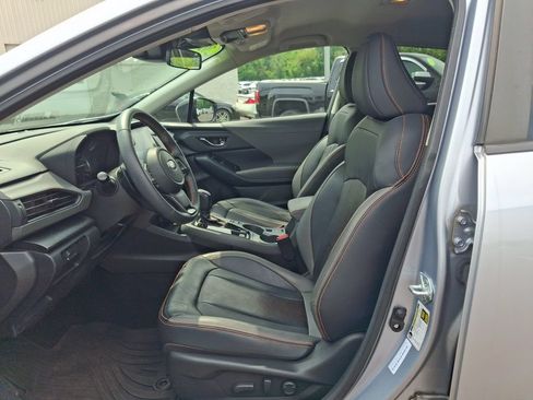 Used 2024 Subaru Crosstrek 2.5i Limited AWD/4WD image 15