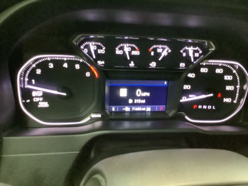 Used 2021 GMC Sierra 1500 SLT w/ SLT Premium Plus Package AWD/4WD image 17