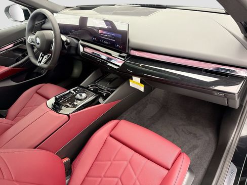 New 2027 BMW 530i w/ M Sport Package RWD image 16
