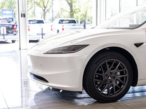 Used 2026 Tesla Model 3 RWD image 4