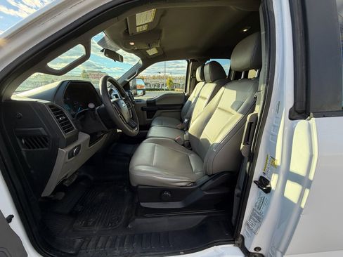 Used 2019 Ford F250 XL w/ Power Equipment Group image 14