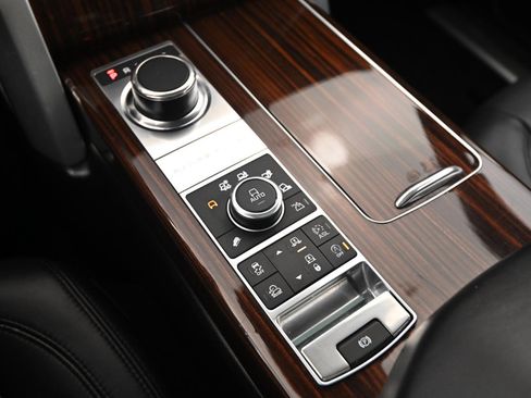 Used 2016 Land Rover Range Rover HSE image 27