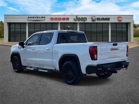 Used 2022 GMC Sierra 1500 Elevation image 31