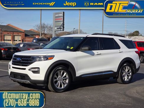 Used 2020 Ford Explorer XLT w/ Equipment Group 202A image 2