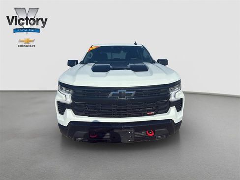 Certified 2023 Chevrolet Silverado 1500 LT Trail Boss w/ Convenience Package II image 2
