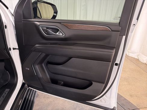 Used 2021 Chevrolet Tahoe High Country w/ Premium Package image 22