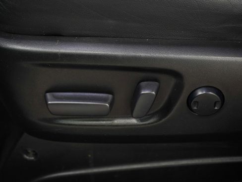 Used 2017 Toyota Sienna SE FWD image 26