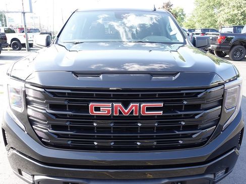 Used 2024 GMC Sierra 1500 Elevation AWD/4WD image 7