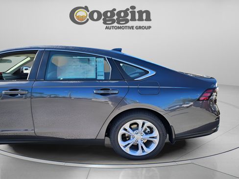 New 2025 Honda Accord LX image 4