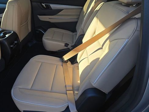 New 2026 Buick Enclave Preferred image 10