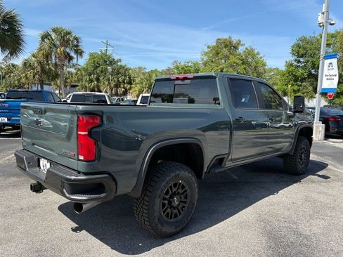 New 2026 Chevrolet Silverado 2500 ZR2 AWD/4WD image 7