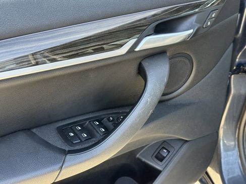 Used 2018 BMW X1 xDrive28i image 11