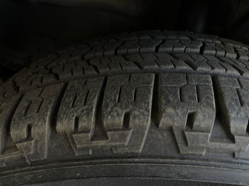 Used 2016 Ford Transit 250 148 Medium Roof w/ Exterior Upgrade Package image 15