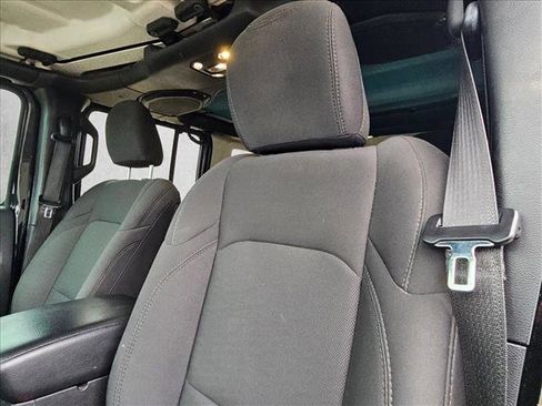 Used 2020 Jeep Wrangler Unlimited Sport S image 17