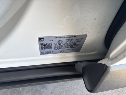 Used 2025 Buick Encore GX Preferred FWD image 30