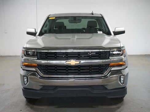 Used 2018 Chevrolet Silverado 1500 LT w/ All Star Edition RWD image 2