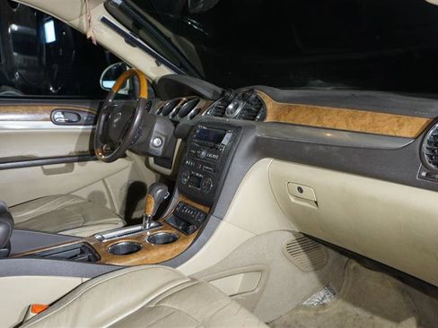 Used 2009 Buick Enclave CXL w/ Entertainment Package #2 image 12