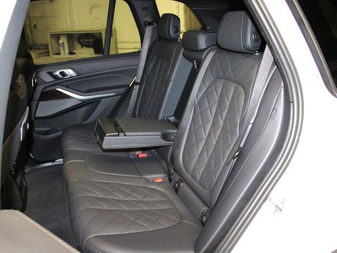 Used 2026 BMW X5 xDrive40i AWD/4WD image 29