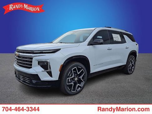 New 2026 Chevrolet Traverse High Country FWD image 1