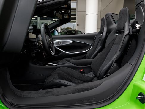 New 2026 McLaren Artura Spider RWD image 45