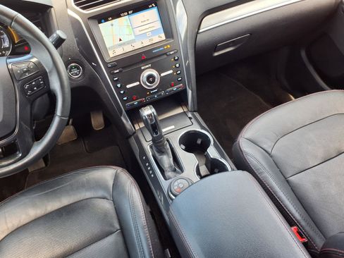Used 2019 Ford Explorer Sport AWD/4WD image 13