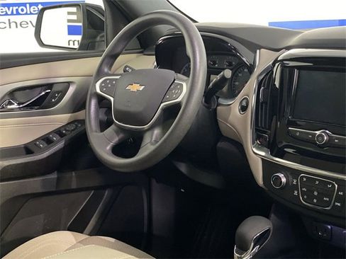 Certified 2023 Chevrolet Traverse LS image 14