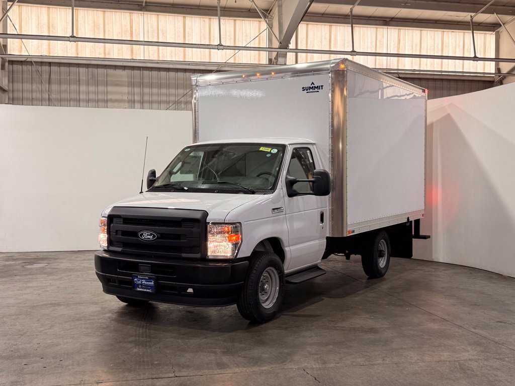 New 2027 Ford E-350 and Econoline 350 Super Duty w/ Power Equipment Group RWD image 2