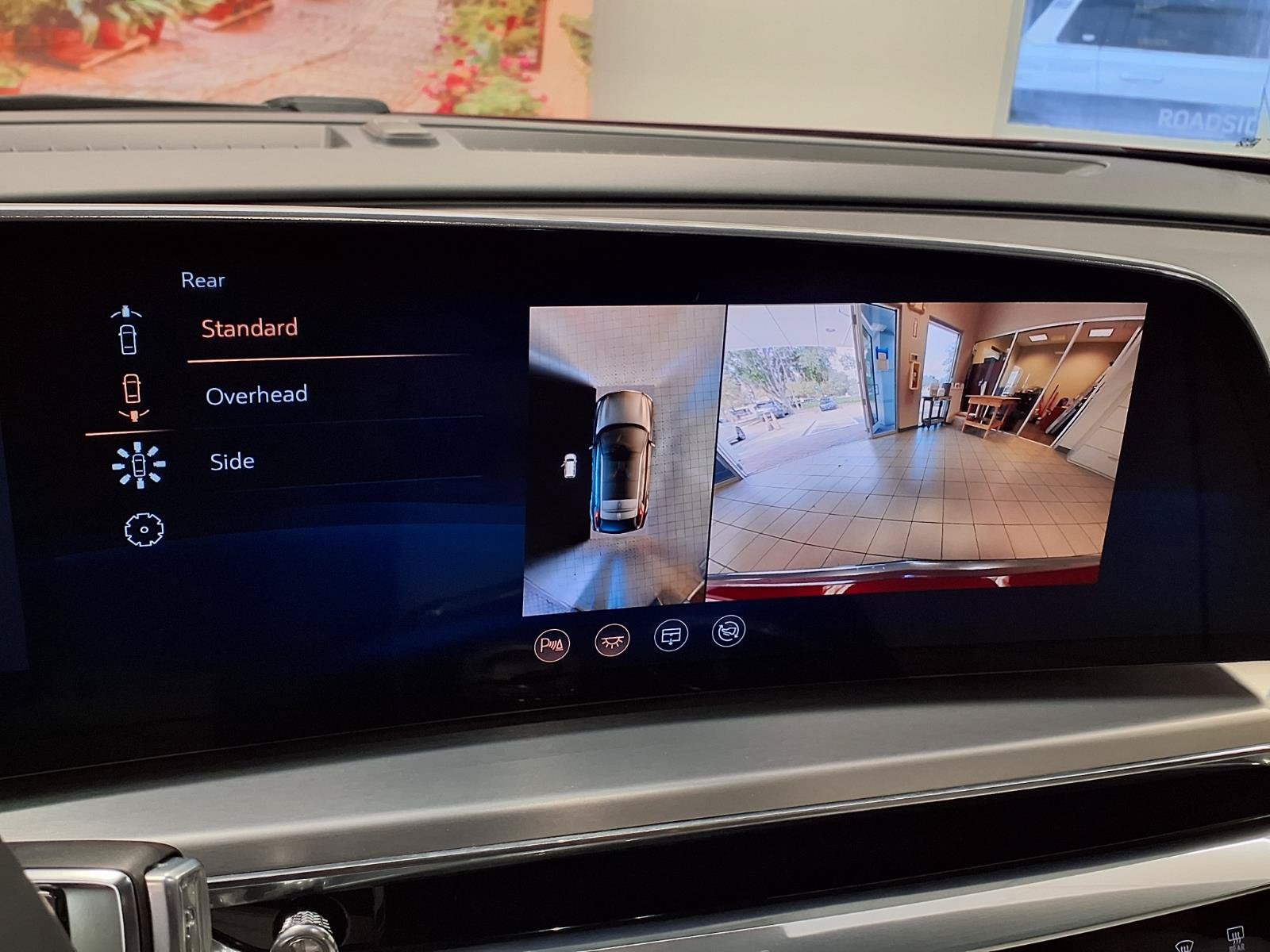Certified 2024 Cadillac Lyriq Luxury RWD image 23