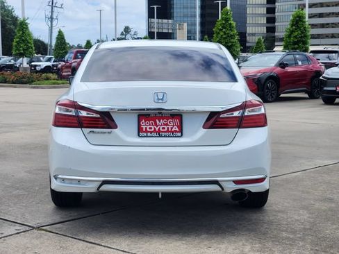 Used 2016 Honda Accord LX image 6
