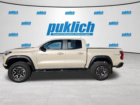 Used 2024 Chevrolet Colorado ZR2 w/ Technology Package AWD/4WD image 4