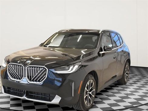 Used 2025 BMW X3 xDrive30i w/ Convenience Package image 5