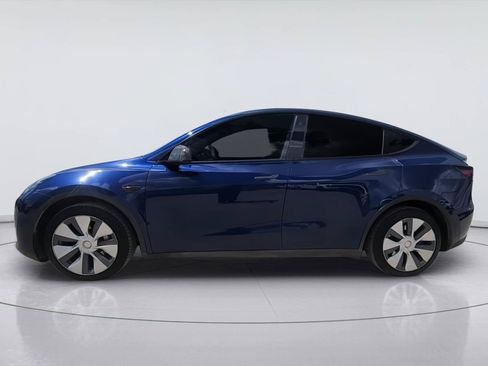 Used 2023 Tesla Model Y Long Range AWD/4WD image 5