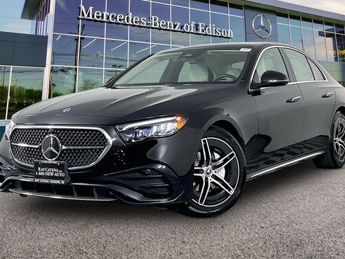 Certified 2025 Mercedes-Benz E 350 4MATIC Sedan image 9