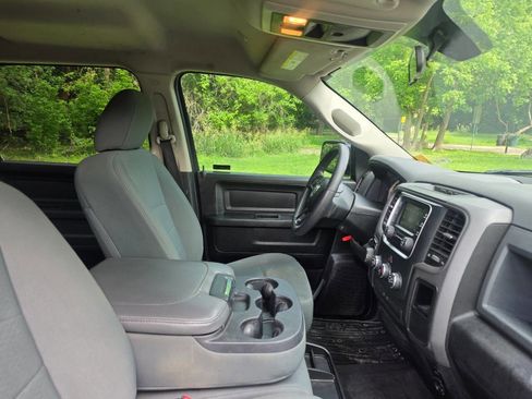 Used 2018 RAM 1500 Tradesman w/ Popular Equipment Group RWD image 20