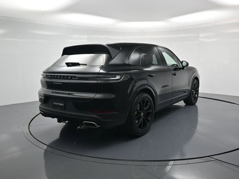 New 2026 Porsche Cayenne image 30