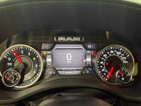 Used 2022 RAM 1500 Big Horn AWD/4WD image 8